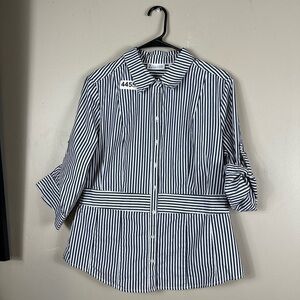 7th avenue newyork large 3/4 sleeve 20 p2p 24-1/2 length. 17-1/2 waist  pre owne